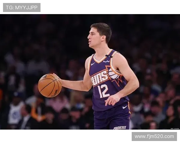 布克盛赞吉莱斯皮夏季刻苦训练成果三分命中率达到429